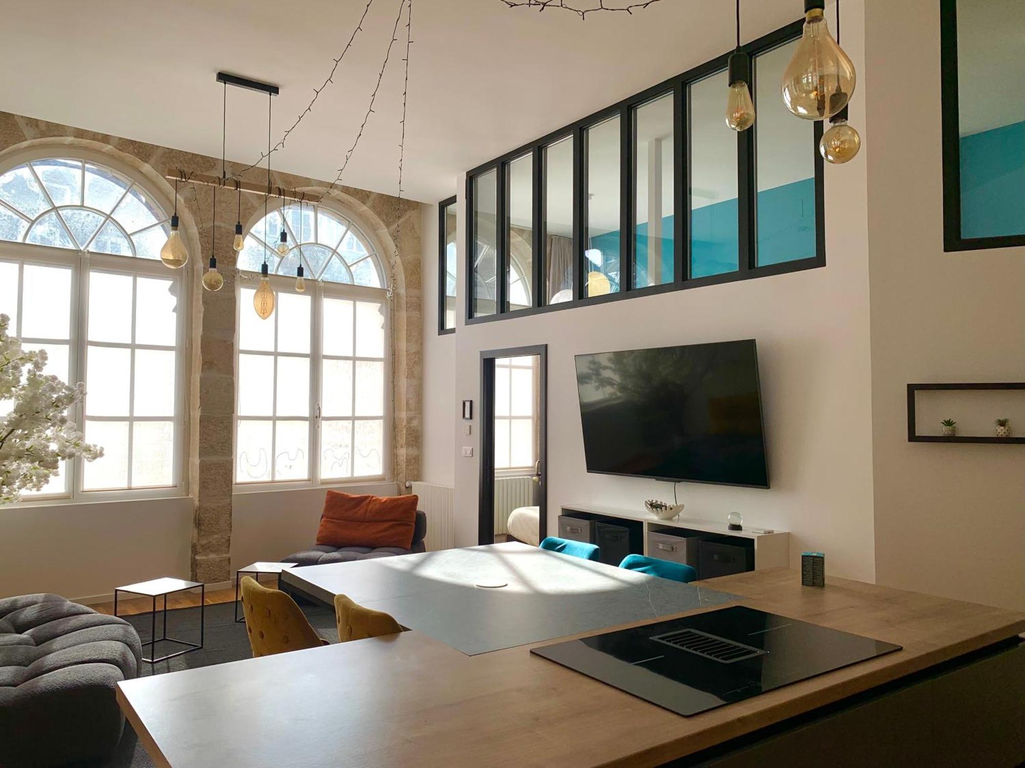 Les Fabuleux Appartements Du Coeur De Ville - Place Victor Hugo Besanzón Exterior foto