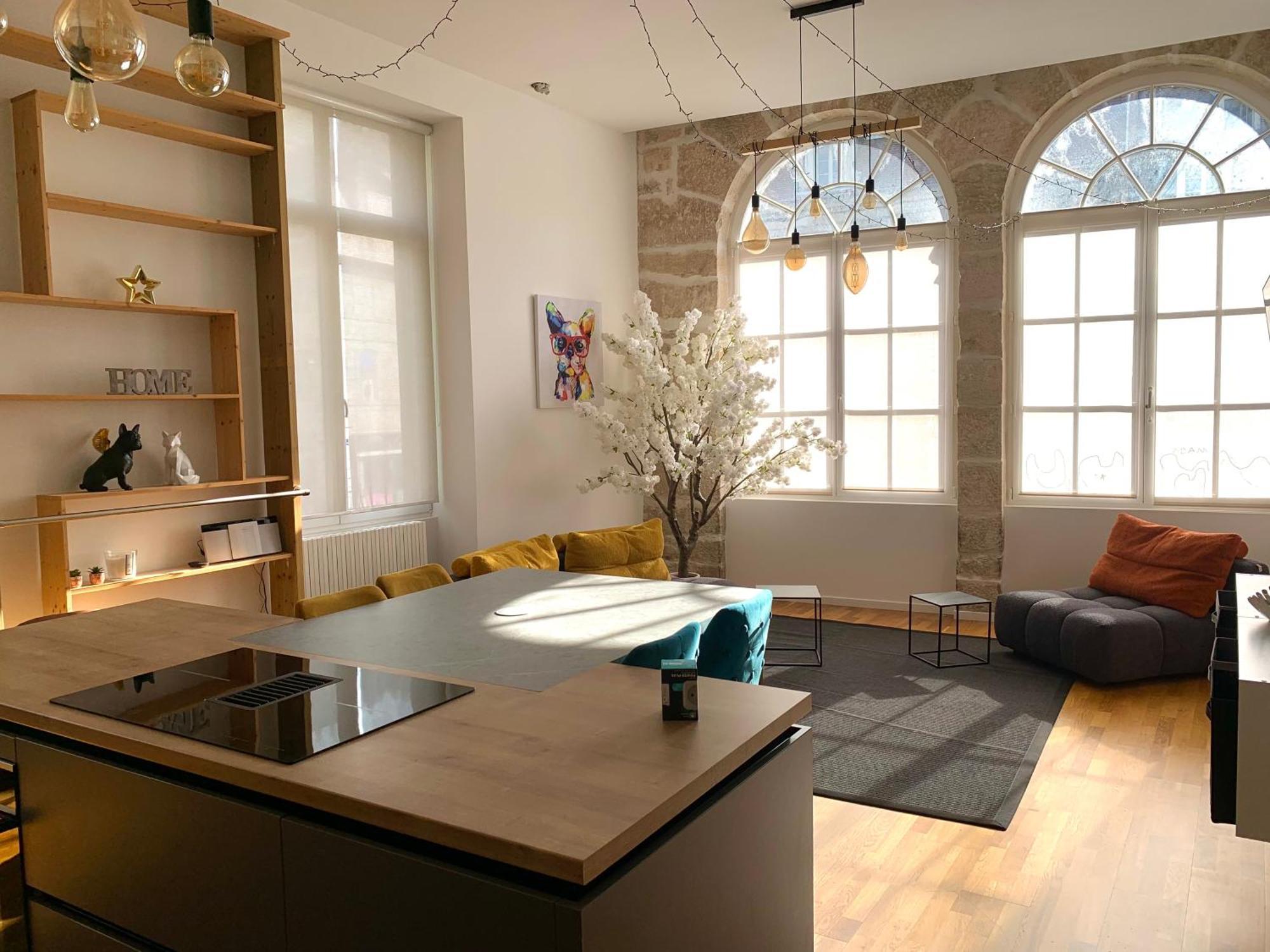 Les Fabuleux Appartements Du Coeur De Ville - Place Victor Hugo Besanzón Exterior foto